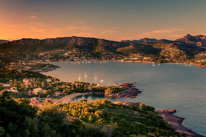 The bay of Agay